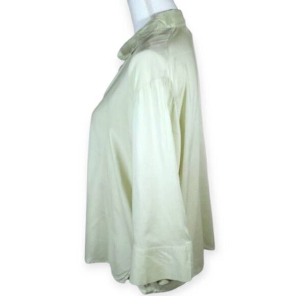 H&M LT. GREEN BLOUSE SZ.L EUC.  GORGEOUS BLOUSE IN EXCELLENT USED CONDITION. - Picture 3 of 7